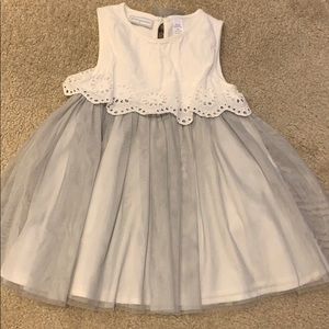 First Impressions Dresses - Gray & White Tulle Dress (18 months) First Impressions Dresses - Gray & White Tulle Dress (18 months)